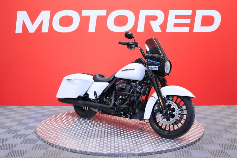 Harley-Davidson - Touring - FLHRXS Road King Special // Suomi-Pyörä / Vance&Hines / Cruise // - Moottoripyörä