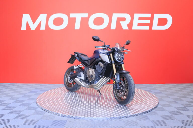 Honda - CB - 650 R // Hieno Suomi-pyörä! / ABS // - Moottoripyörä