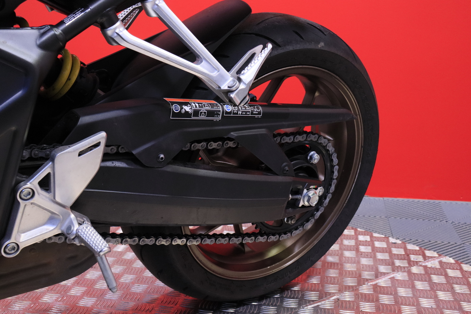 Honda - CB - 650 R // Suomi-pyörä / 2x-avain / ABS / TC // - Moottoripyörä