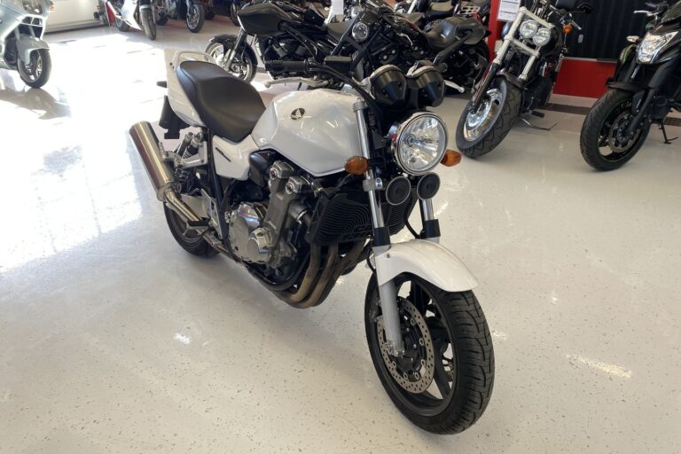 Honda - CB - 1300 - Moottoripyörä