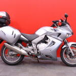 Honda - CBF - 1000 S // Suomi-pyörä / Huoltokirja / 3x Laukut // - Moottoripyörä