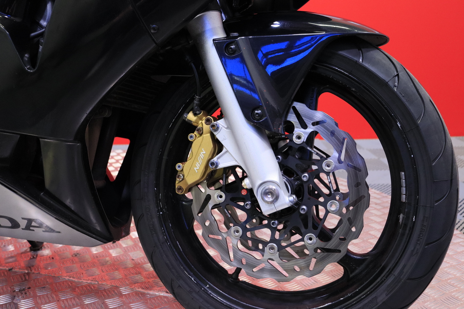 Honda - CBR - 600RR // Myydään huutokaupat.com // - Moottoripyörä