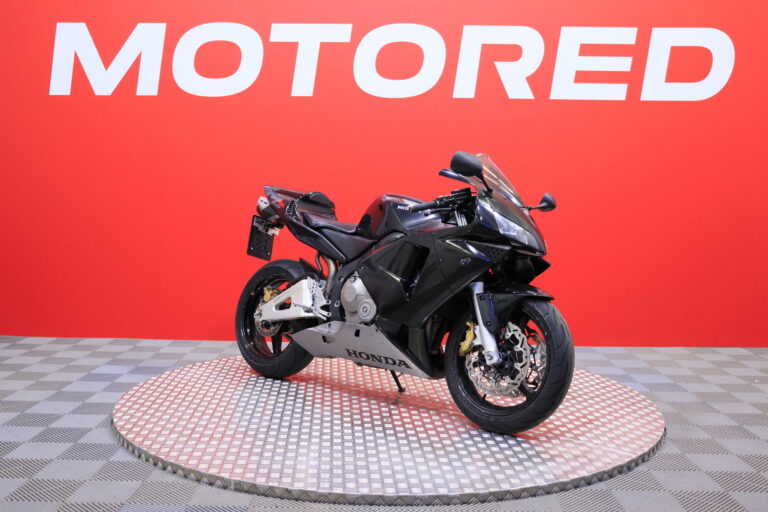Honda - CBR - 600RR // Myydään huutokaupat.com // - Moottoripyörä