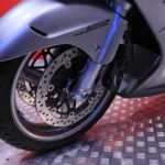 Honda - CBR - 1100 XX Super Blackbird // Huoltokirja / Dominator / Suomi-pyörä // - Moottoripyörä