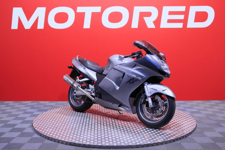 Honda - CBR - 1100 XX Super Blackbird // Huoltokirja / Dominator / Suomi-pyörä // - Moottoripyörä