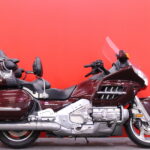 Honda - GL - 1800 GoldWing // Airbag / Navi / Vakkari / Pakki / Radio // - Moottoripyörä