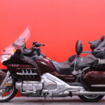 Honda - GL - 1800 GoldWing // Airbag / Navi / Vakkari / Pakki / Radio // - Moottoripyörä