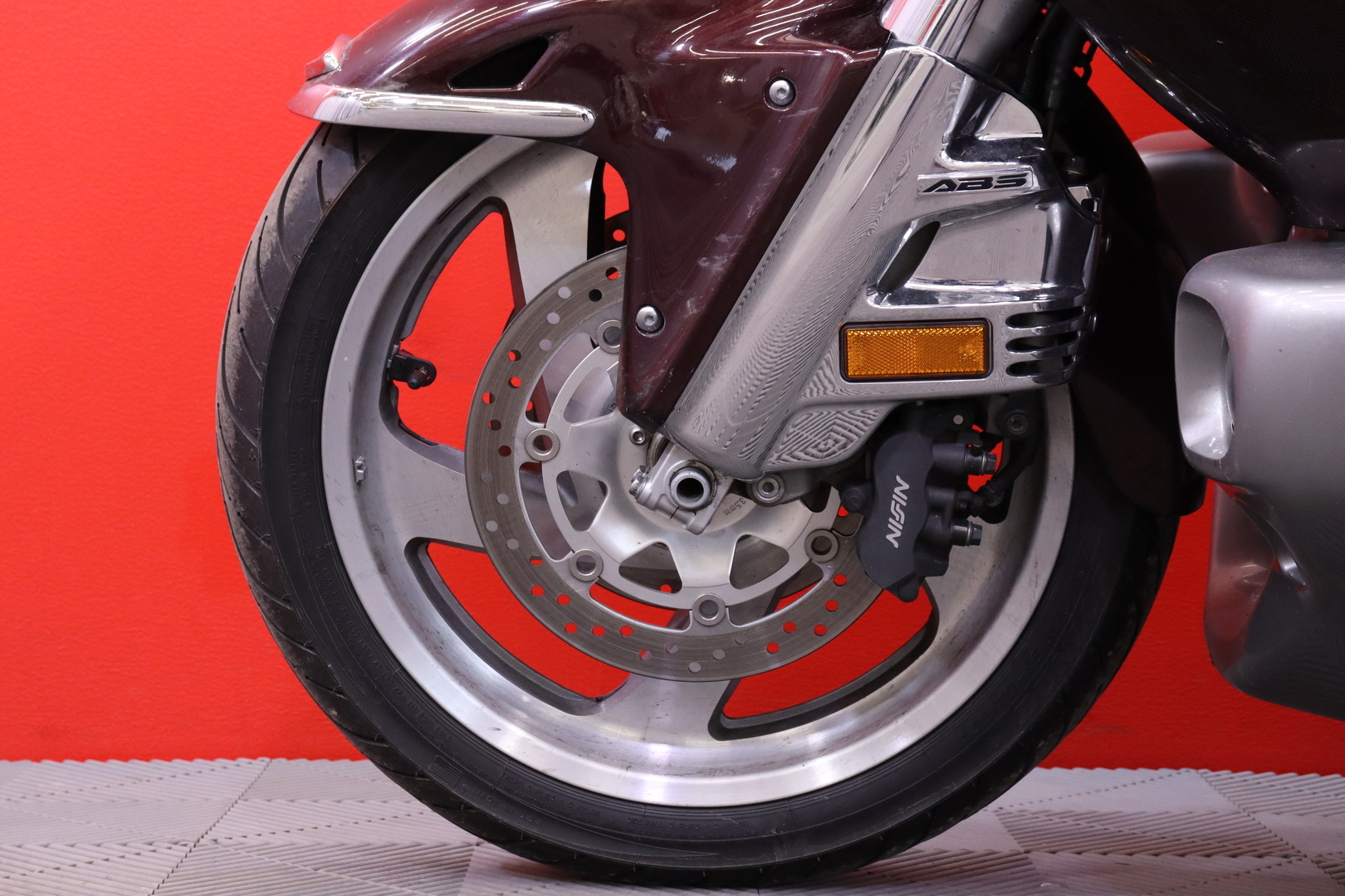 Honda - GL - 1800 GoldWing // Airbag / Navi / Vakkari / Pakki / Radio // - Moottoripyörä