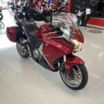 Honda - VFR - 1200F // Akrapovic / Suomi-pyörä / Huoltokirja / Laukut // - Moottoripyörä