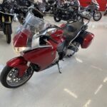Honda - VFR - 1200F // Akrapovic / Suomi-pyörä / Huoltokirja / Laukut // - Moottoripyörä