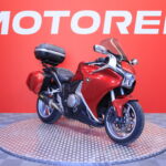 Honda - VFR - 1200 F // Juuri saapunut! / Suomi-pyörä / Akrapovic / Huoltokirja // - Moottoripyörä