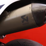 Husqvarna - 701 - Supermoto // ABS / LED-vilkut / Akrapovic / 2x avain / Brembo // - Moottoripyörä