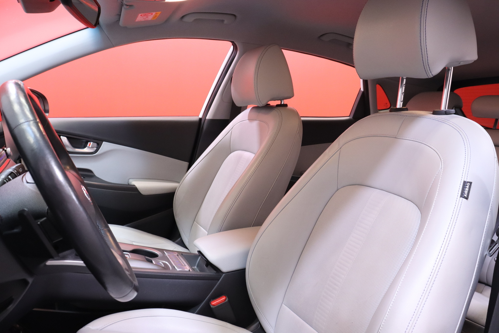 Hyundai - KONA - electric 64 kWh 204 hv Style MY21 // Navi / Krell / Nahkapenkit/ Kamera / ACC / HUD / BLIS / Ilmastoidut penkit // - Maastoauto