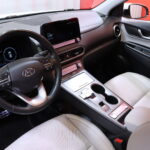 Hyundai - KONA - electric 64 kWh 204 hv Style MY21 // Navi / Krell / Nahkapenkit/ Kamera / ACC / HUD / BLIS / Ilmastoidut penkit // - Maastoauto