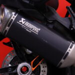 KTM - 1290 - Super Duke GT // Huippuvarusteet / 1-Om / Akrapovic / 3x laukut / Huoltokirja // - Moottoripyörä