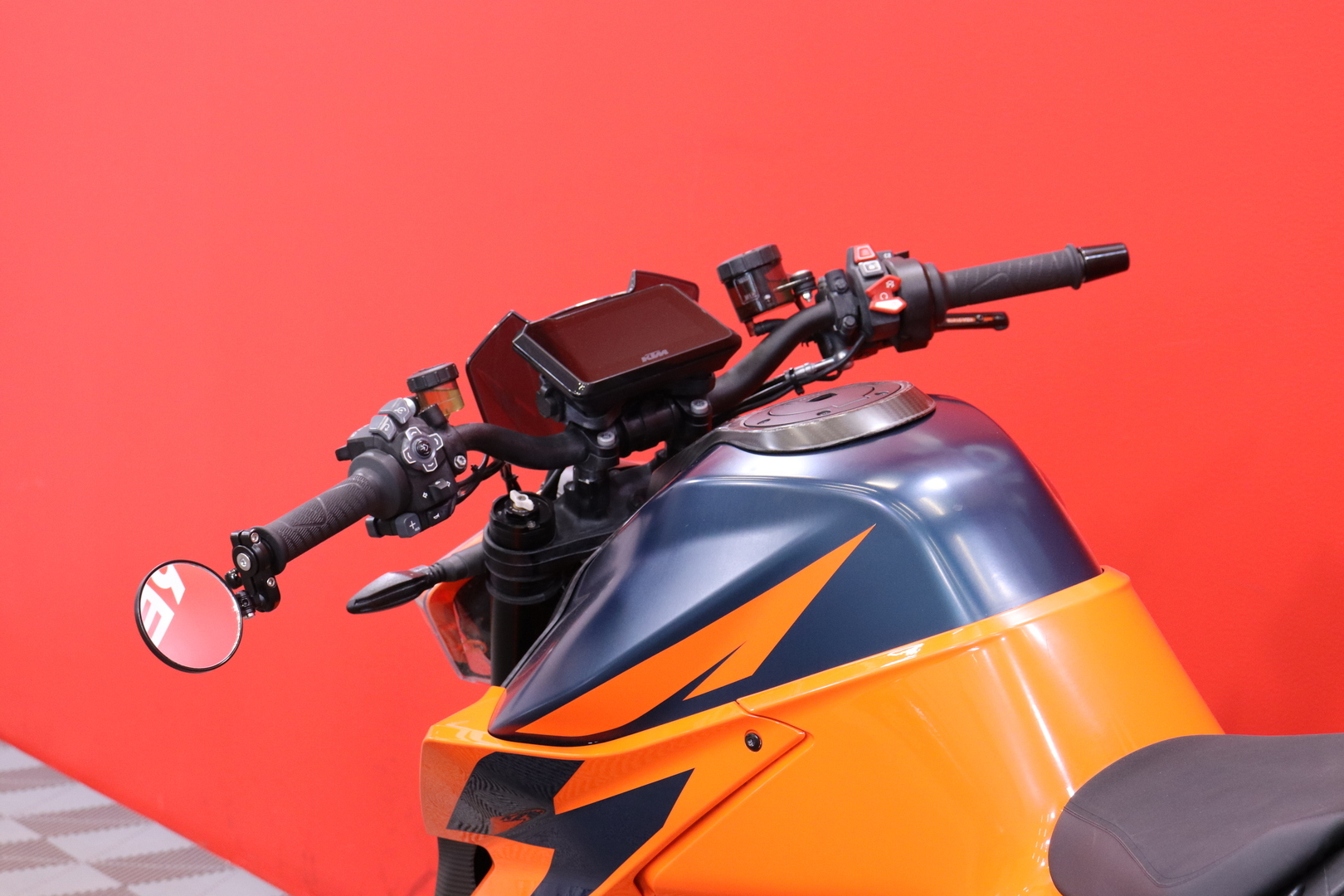 KTM - 1290 - Super Duke R // AR / Quickshifter+ / MTC+MSR / Keyless Ride / Launch Control // - Moottoripyörä