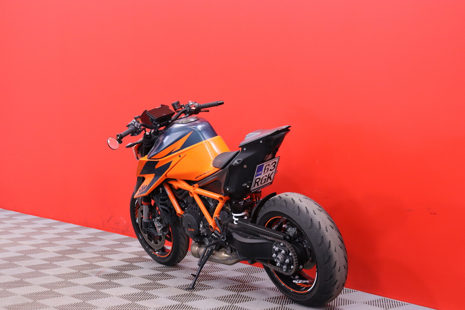 KTM - 1290 - Super Duke R // AR / Quickshifter+ / MTC+MSR / Keyless Ride / Launch Control // - Moottoripyörä