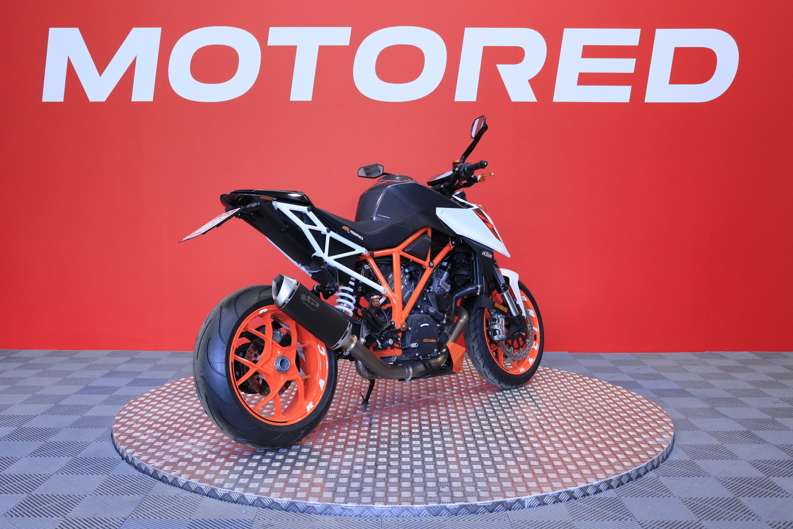 KTM - 1290 - Super Duke R // Spark / Powerparts / Shifter+ / Vakkari / MTC / ABS / Sisään ajettu! // - Moottoripyörä