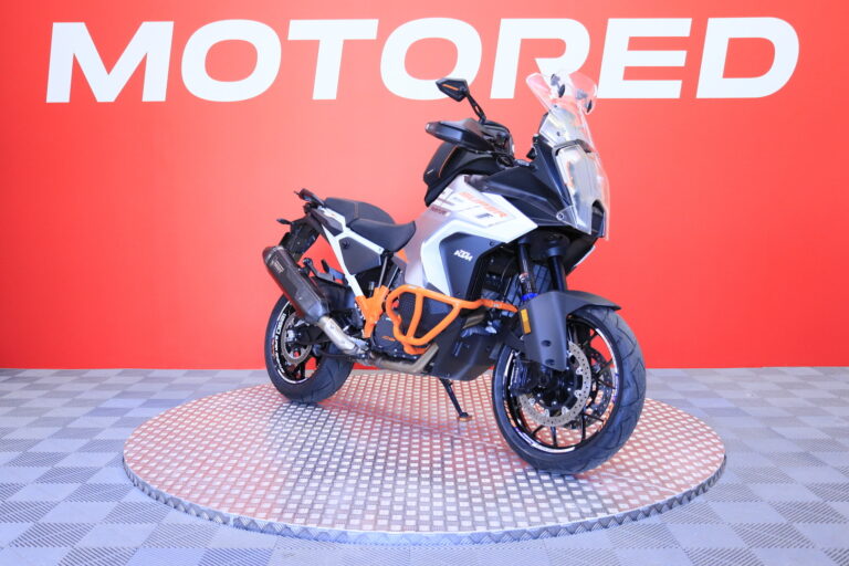 KTM - 1290 Super Adventure S - / Juuri tullut / Mivv / Sähköalusta / - Moottoripyörä