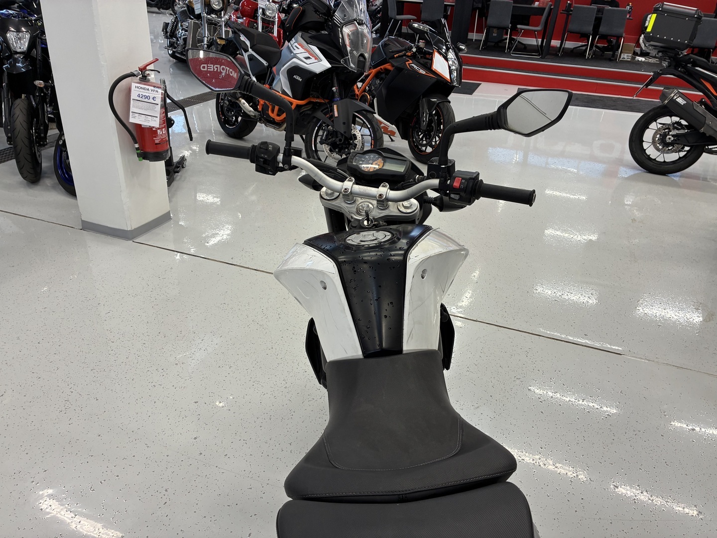 KTM - 690 - Duke // Juuri saapunut! / ABS // - Moottoripyörä