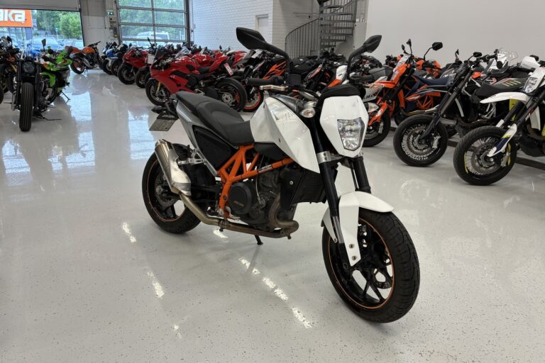 KTM - 690 - Duke // Juuri saapunut! / ABS // - Moottoripyörä