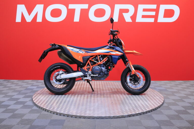 KTM 690