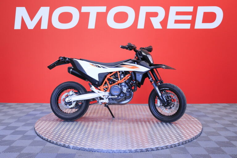 KTM 690