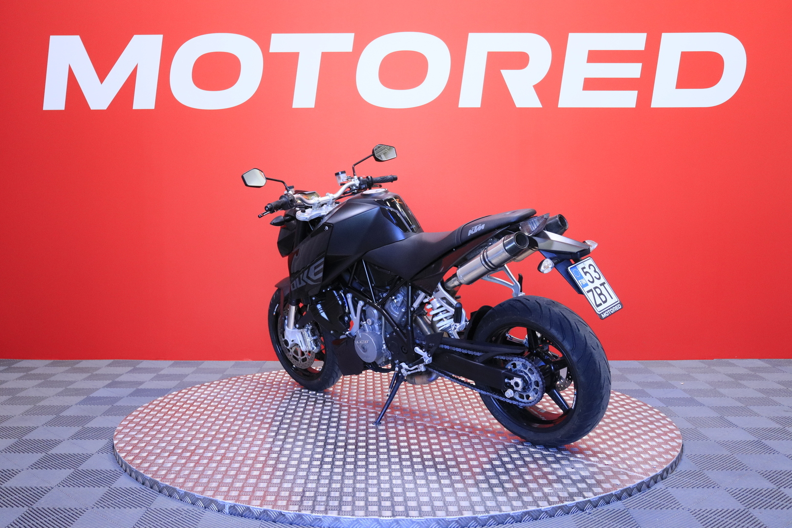 KTM - 990 - Super Duke // Juuri saapunut / Erittäin hieno / Sliparit / Huoltokirja // - Moottoripyörä