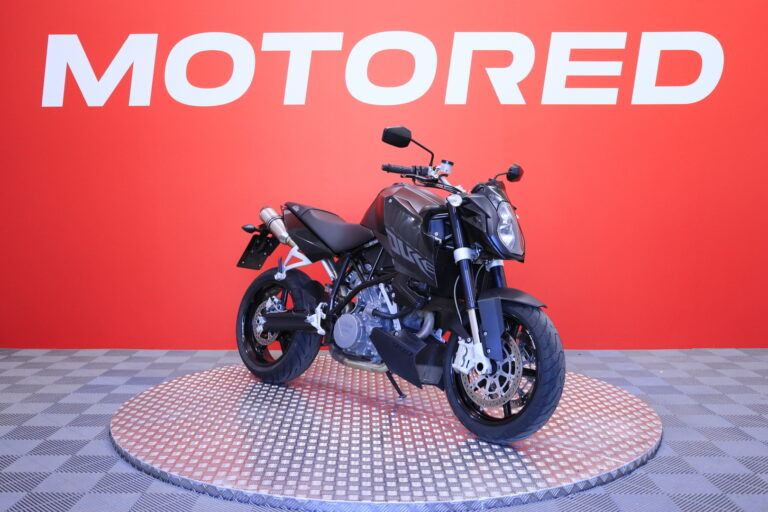 KTM - 990 - Super Duke // Juuri saapunut / Erittäin hieno / Sliparit / Huoltokirja // - Moottoripyörä