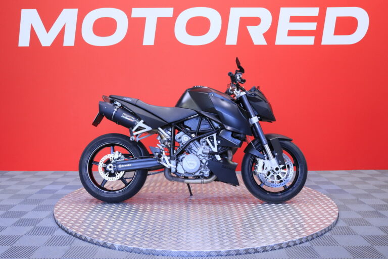 KTM 990