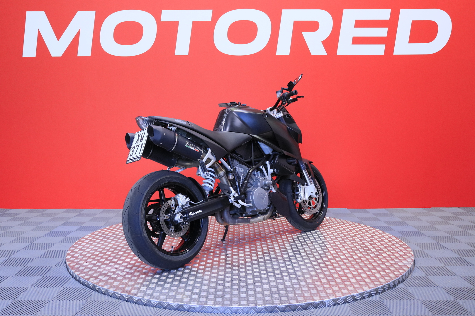 KTM - 990 - Super Duke // Juuri saapunut! / Suomi-pyörä / G.P.R / Huoltokirja / Juuri huollettu! // - Moottoripyörä