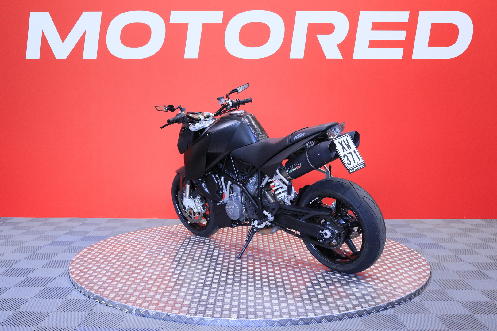 KTM - 990 - Super Duke // Juuri saapunut! / Suomi-pyörä / G.P.R / Huoltokirja / Juuri huollettu! // - Moottoripyörä