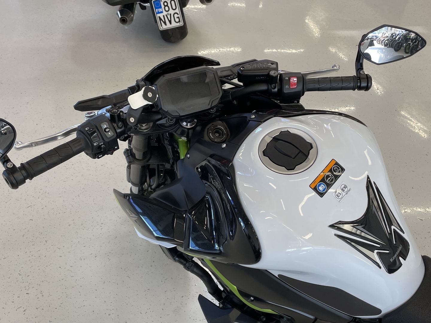 Kawasaki - Z - 900 // Akrapovic / Juuri tullut! // - Moottoripyörä