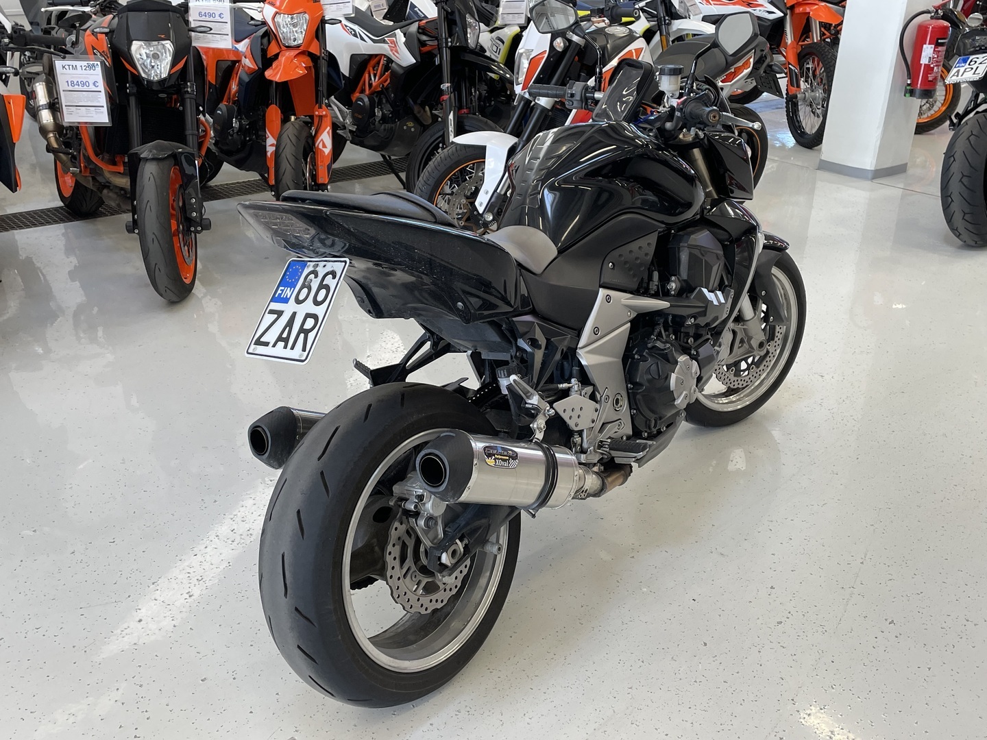 Kawasaki - Z - 1000 // Suomi-pyörä / Putkisto / Juuri saapunut // - Moottoripyörä