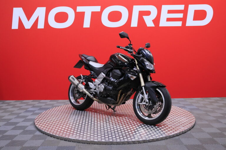Kawasaki - Z - 1000 // Suomi-pyörä / Ratarenkaat / Juuri saapunut // - Moottoripyörä