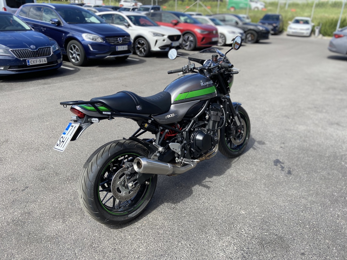 Kawasaki - Z - 900RS / Café Malli / K-TECH / Suomi-pyörä / Huoltokirja // - Moottoripyörä