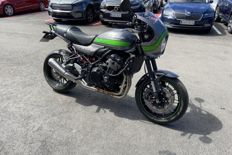 Kawasaki - Z - 900RS / Café Malli / K-TECH / Suomi-pyörä / Huoltokirja // - Moottoripyörä