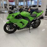 Kawasaki - ZX-10R - // Yoshimura / Öhlins / 2x-avain // - Moottoripyörä