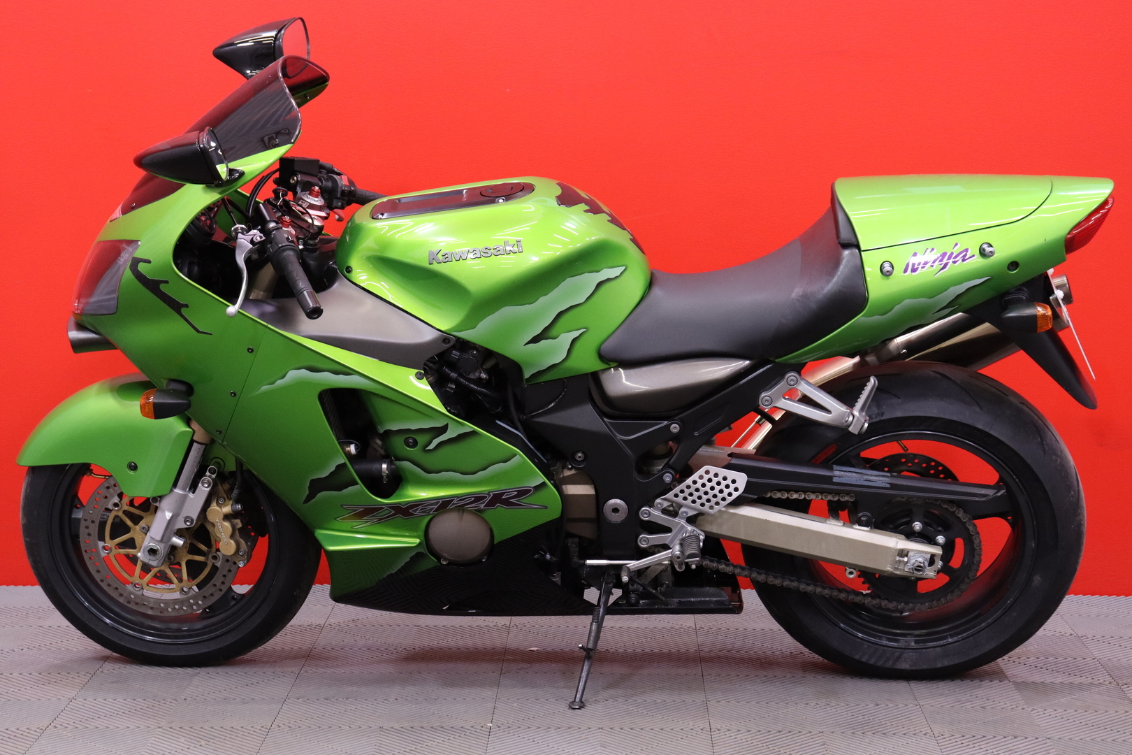 Kawasaki - ZX-12R - // Hienossa kunnossa! / Corsa- Renkaat / Huoltokirja // - Moottoripyörä