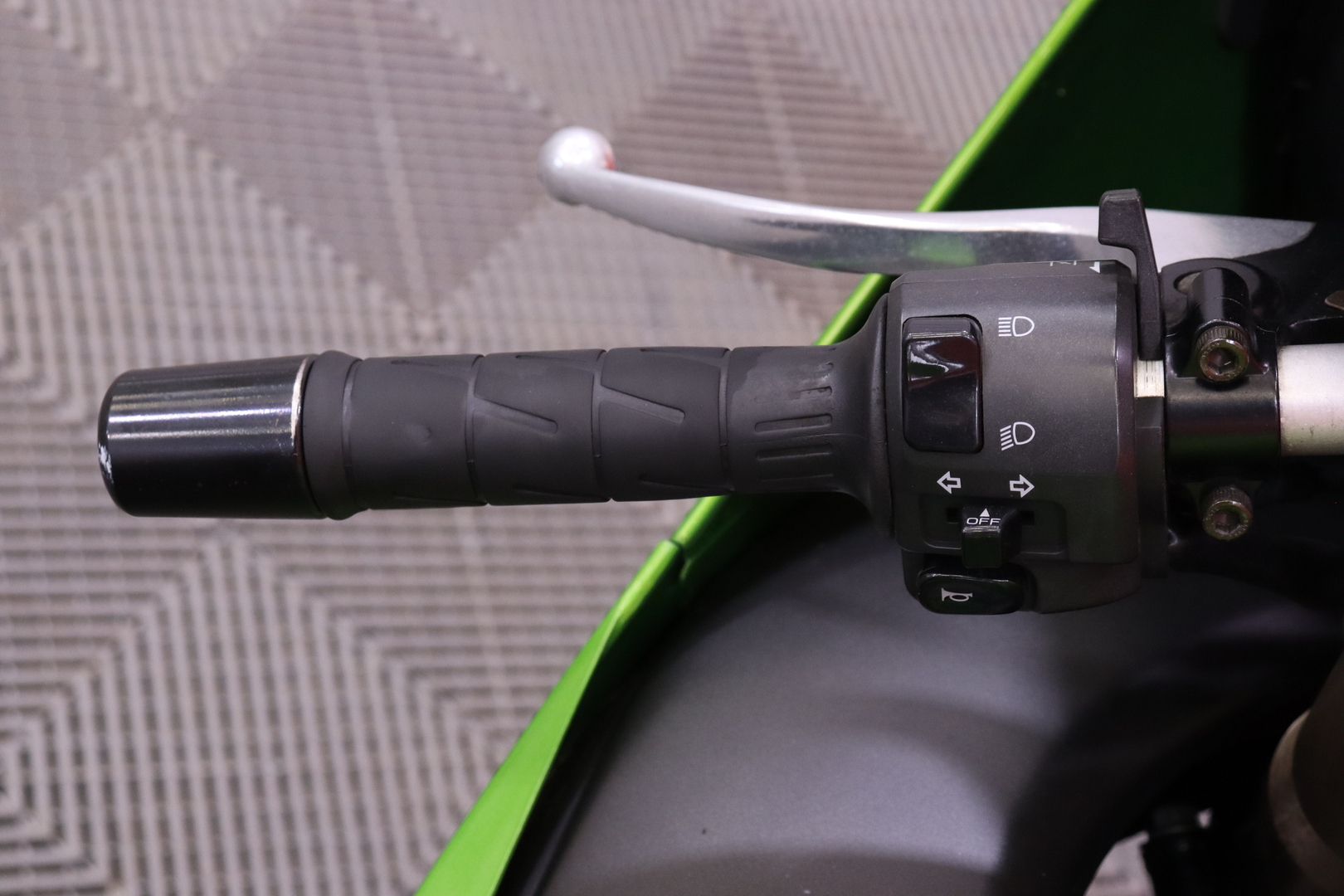 Kawasaki - ZX-12R - // Hienossa kunnossa! / Corsa- Renkaat / Huoltokirja // - Moottoripyörä