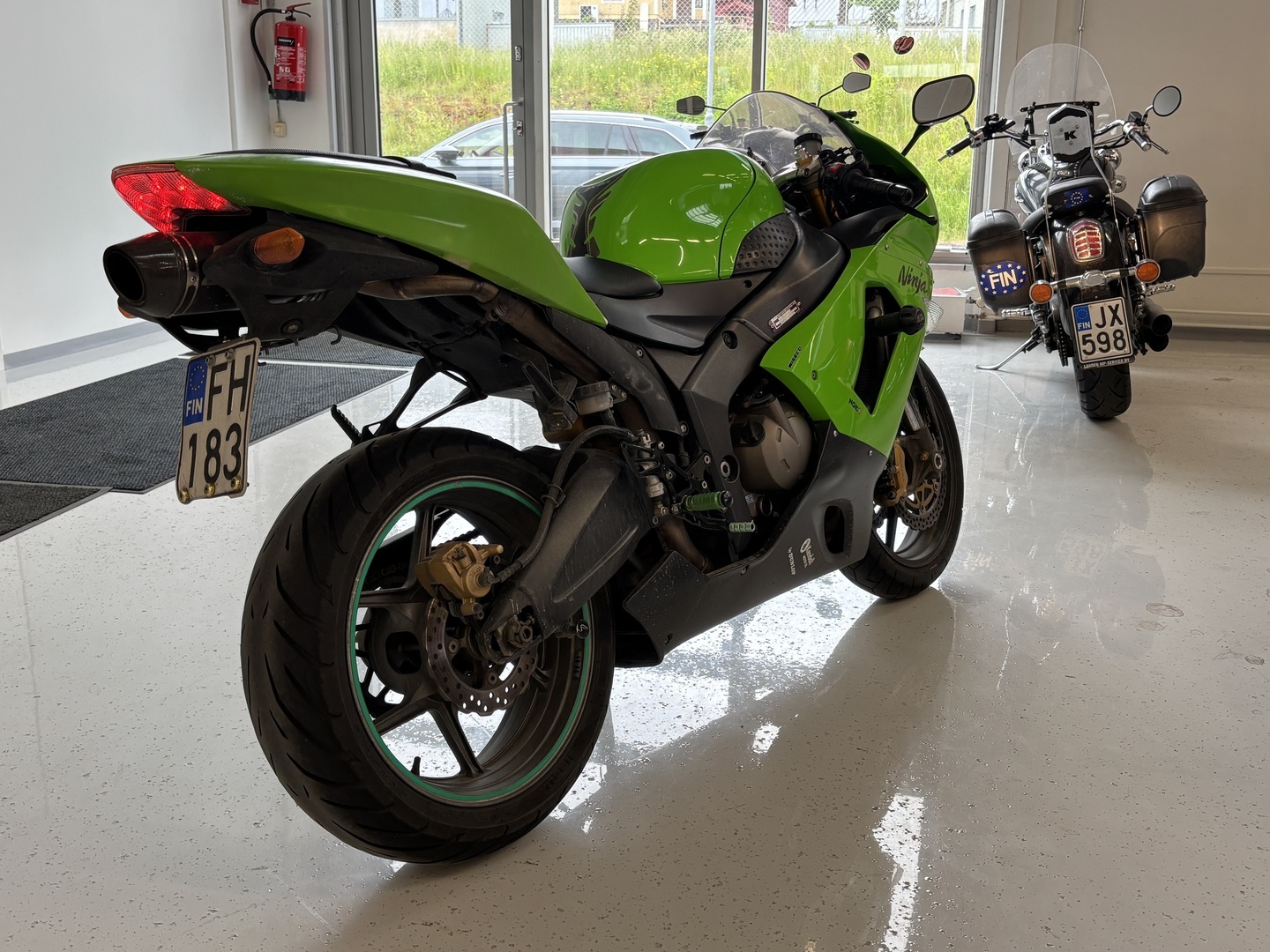 Kawasaki - ZX-6R - // Juuri saapunut / Suomi-pyörä / Slipari // - Moottoripyörä