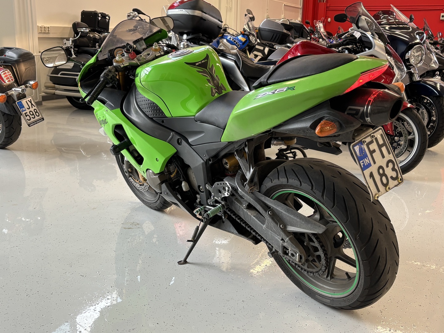 Kawasaki - ZX-6R - // Juuri saapunut / Suomi-pyörä / Slipari // - Moottoripyörä