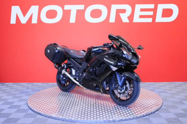 Kawasaki - ZZR - 1400 // Sivulaukut / ABS / Black Widow / Huoltokirja // - Moottoripyörä