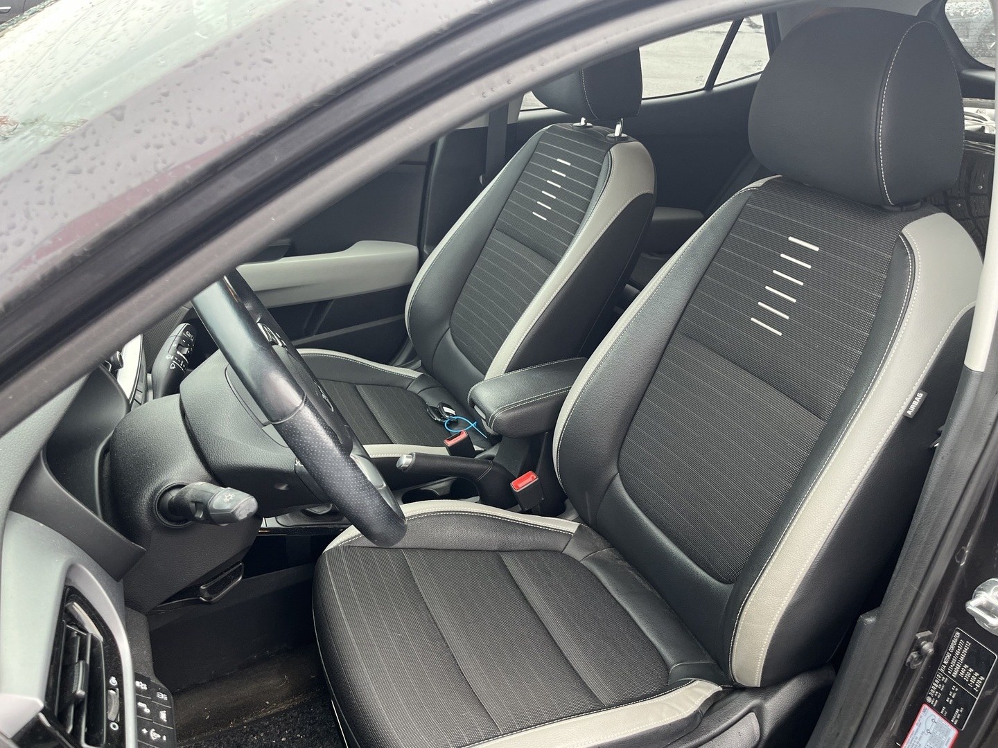 Kia - Stonic - 1,0 T-GDI ISG 120hv TX EcoDynamics - Maastoauto