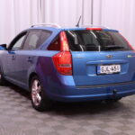 Kia - cee'd - 1,6 ISG Active SW EcoDynamics // Radio / Vakkari / Autom.ilmastointi / Lohko + sisähaara // - Farmari