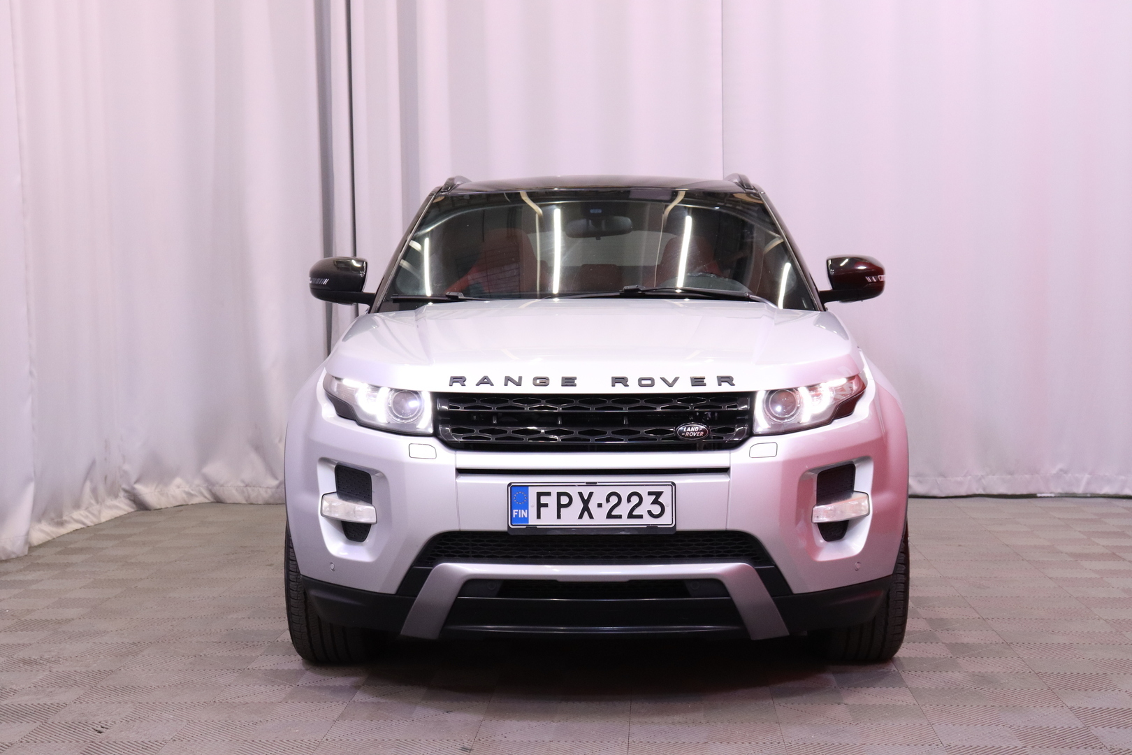 Land Rover - Range Rover Evoque - 2,2 SD4 Dynamic Aut // Meridian / Panorama / Muistipenkki / Ratinlämmitys / Navi / Kamera // - Maastoauto