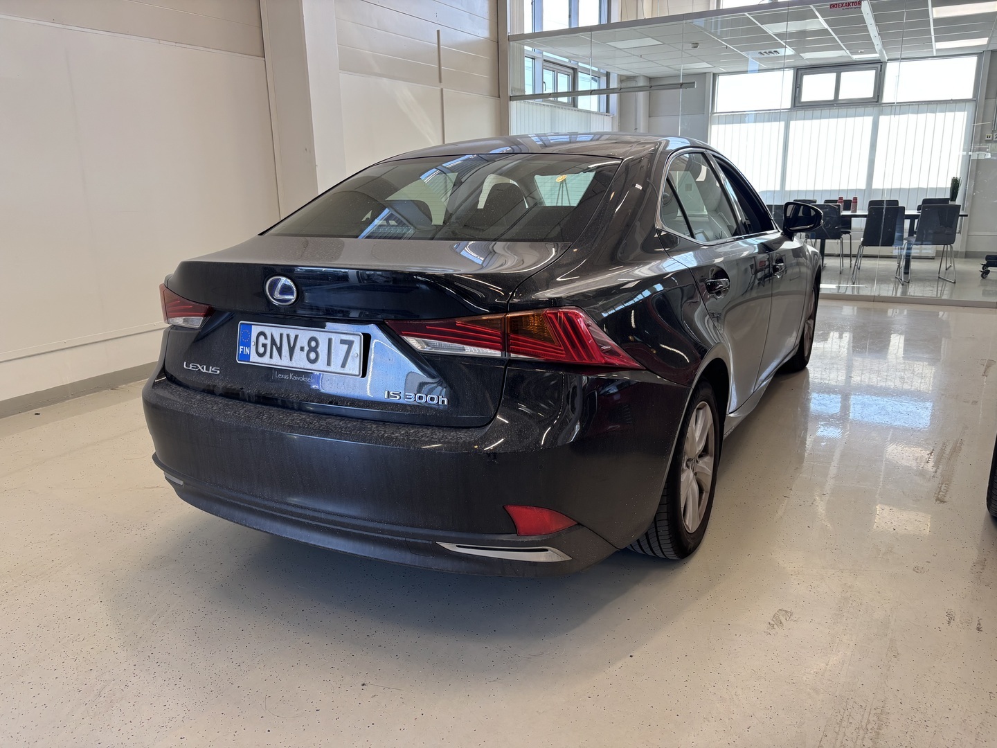 Lexus - IS - 300h Hybrid A Comfort - Sedan
