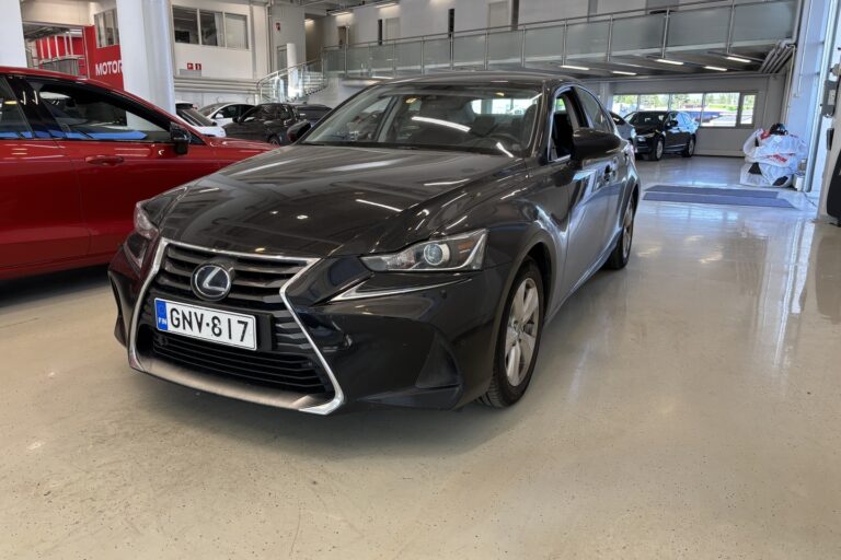 Lexus - IS - 300h Hybrid A Comfort - Sedan