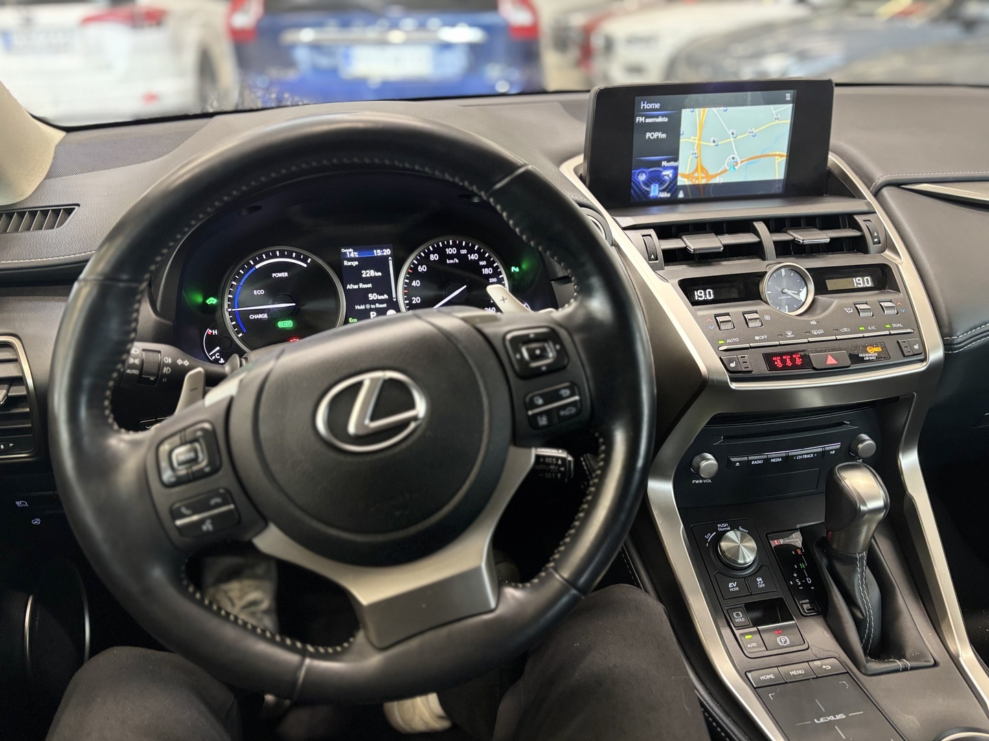 Lexus - NX - 300h AWD Business Edition - Maastoauto