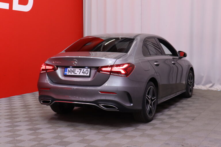 Mercedes-Benz A